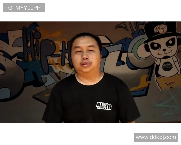 杨敏独家揭秘滑板技巧与心得分享助你轻松入门与提升